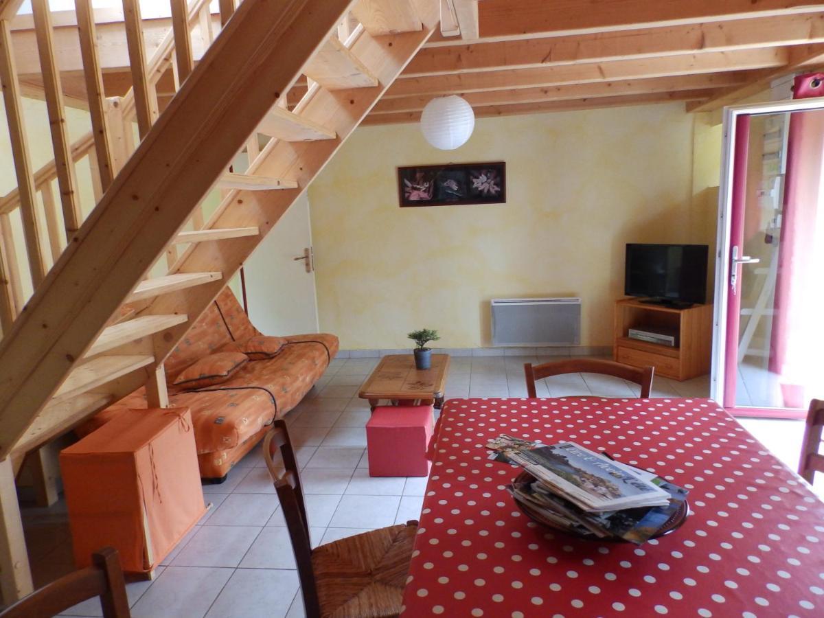 Вилла Maison En Pierre Entre Terre Et Mer Tonquedec Экстерьер фото